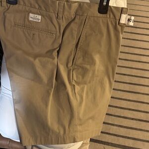 Vineyard Vines Men's Tan Flat Front Shorts